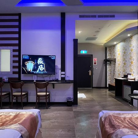 Wei Feng Exquisite Motel Pintung Branch Pingtung Luaran gambar