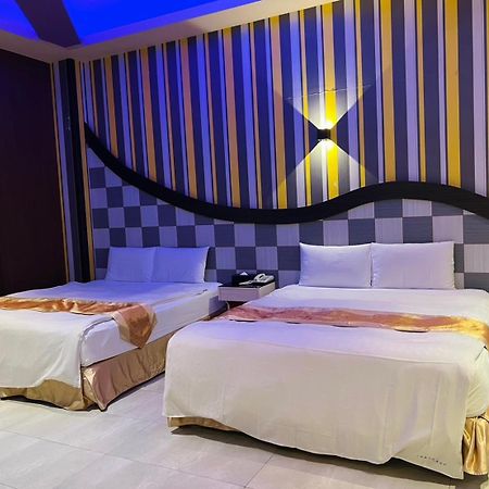 Wei Feng Exquisite Motel Pintung Branch Pingtung Luaran gambar